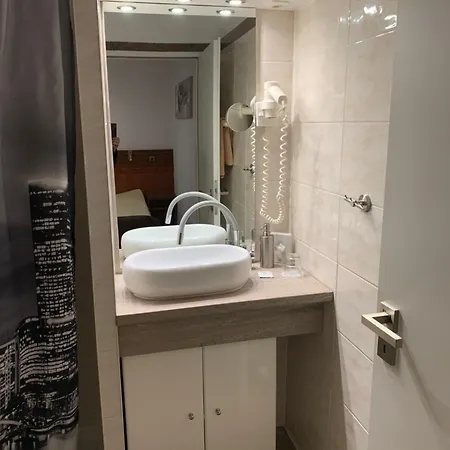 Gaestehaus Praesenzhof 3* Bensheim