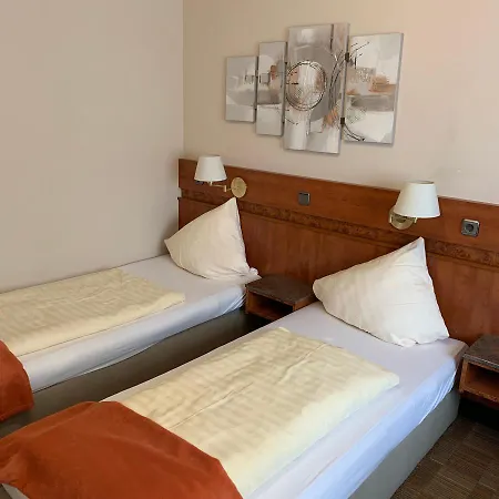 Gaestehaus Praesenzhof Hotel 3*