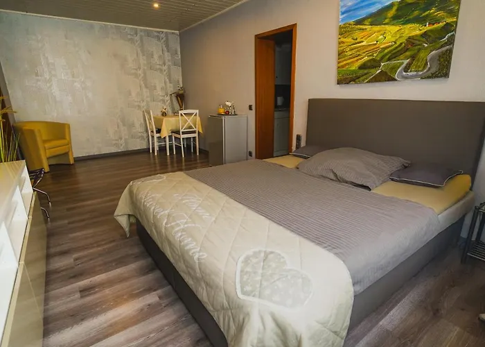 Gaestehaus Praesenzhof Szálloda 3*
