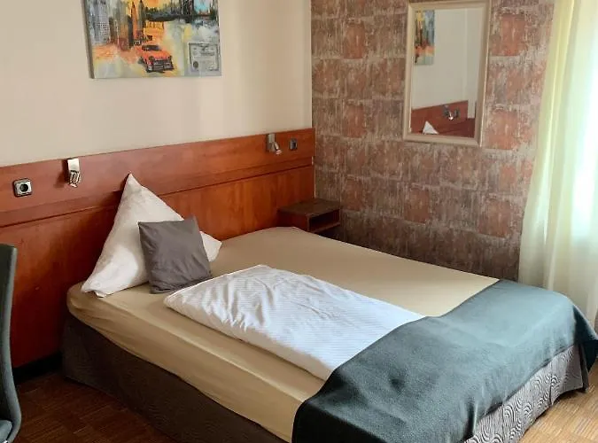 Gaestehaus Praesenzhof Szálloda Bensheim