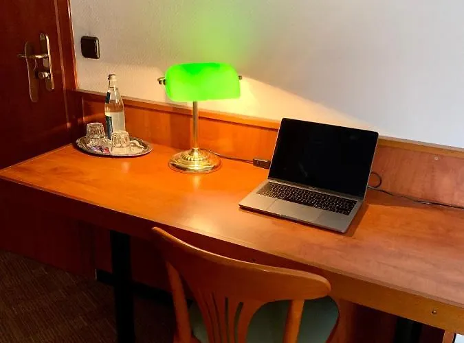 酒店 Gaestehaus Praesenzhof 本斯海姆